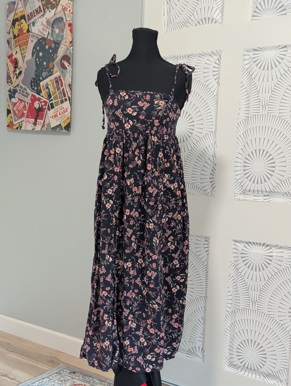 Black Floral Tie-Shoulder Maxi Dress With Pockets